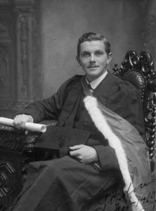 gordon_stanley_reis_graduation